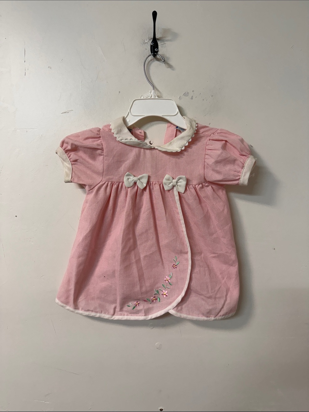 Pink Bow-Accent Baby Girl Top with Ivory Trim